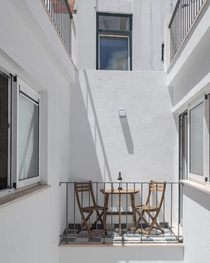 Peixeira Studios And Apartments Lissabon Buitenkant foto